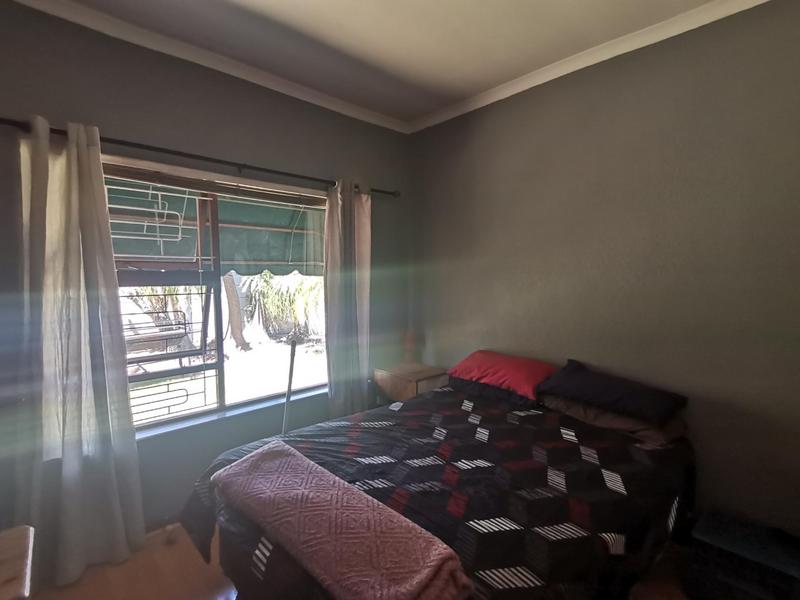 To Let 4 Bedroom Property for Rent in Tygerdal Western Cape